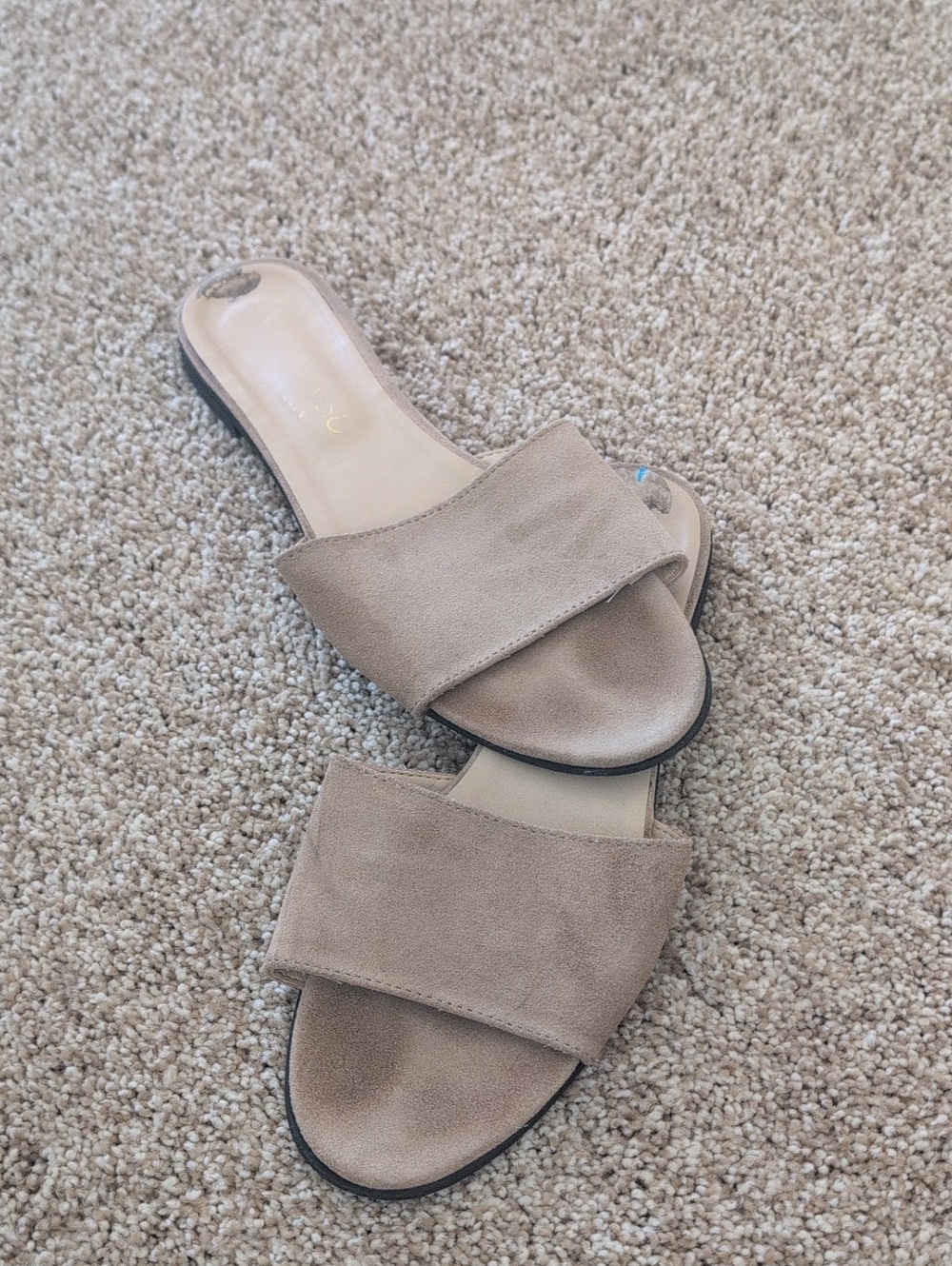 Women’s Wide Band Slide Sandals in Taupe Suede